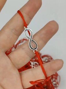 Браслет красная нить "Бесконечность" Браслет красная нить "Бесконечность"